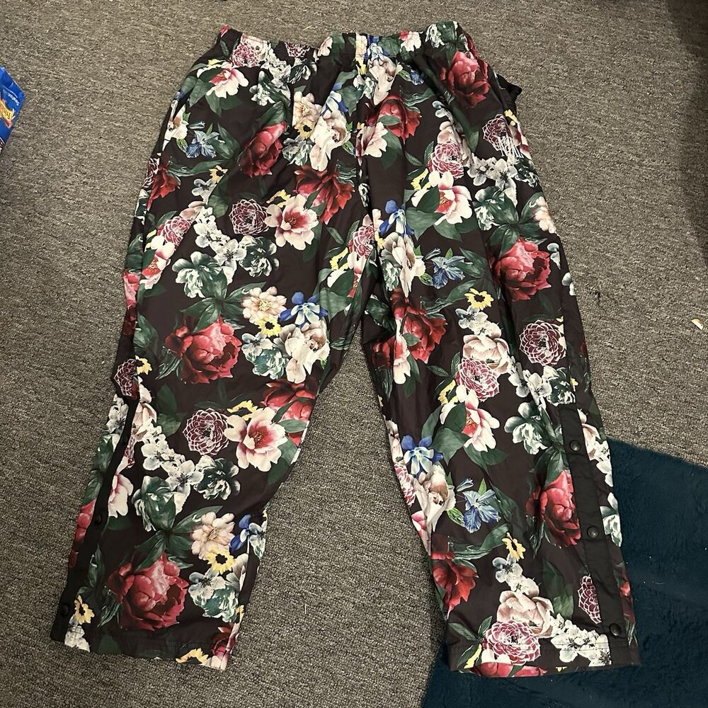 Nike DC0253-010 Women's Floral Print Multicolor Side Snap Pants Plus Size 3X